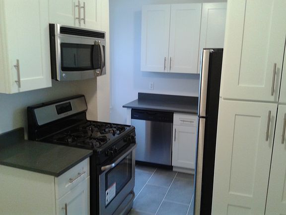 3rd image of 7363 Bell Blvd APT 3J