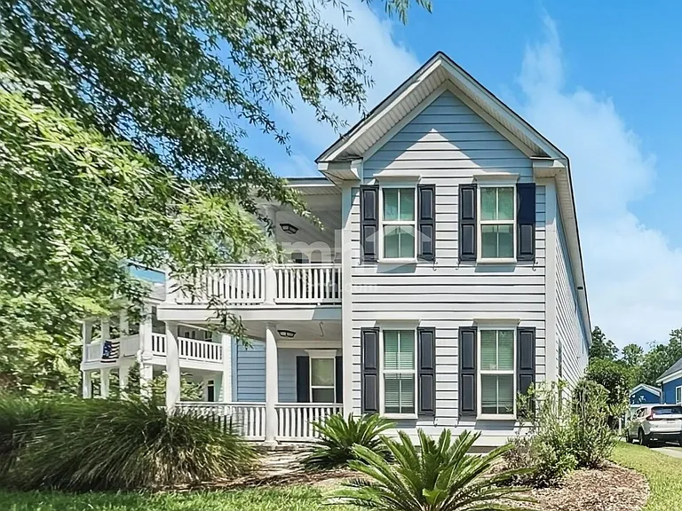 1304 Carol Oaks Dr — Photo 1