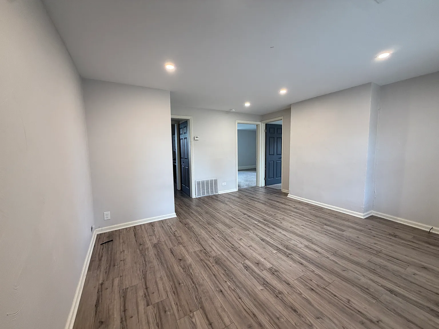 2 bed, 850 sqft, $1,250 — Photo 2