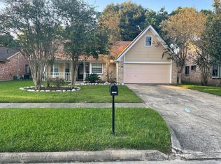 10218 Sand Pass Ln, Houston, TX 77064