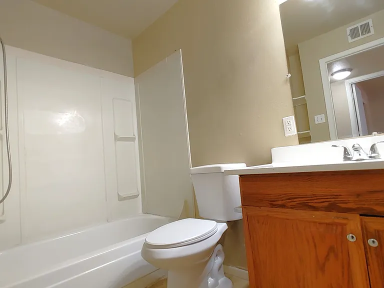 13205 Mountain Rd NE — Photo 5