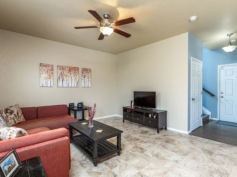 7256 Red Cardinal Loop — Photo 4