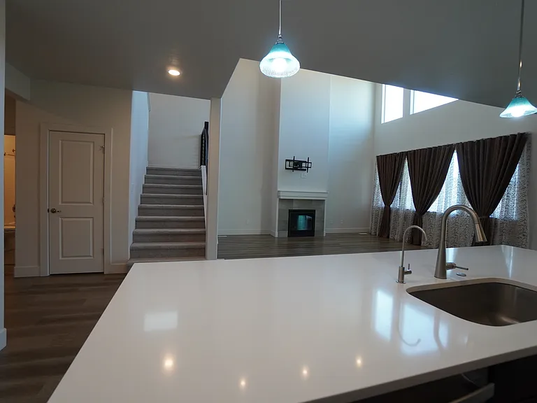 245 E Caldera St — Photo 19