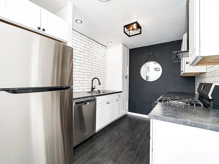 Boho On 40th Street Apartments — Photo 48