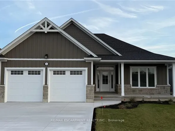 222 Schooner Dr #32, Norfolk County, ON N0A 1N3