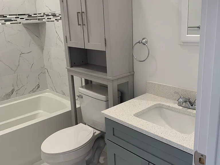 1613 W Girard Ave #2F — Photo 6