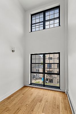 3rd image of 39 Troutman St APT 3R