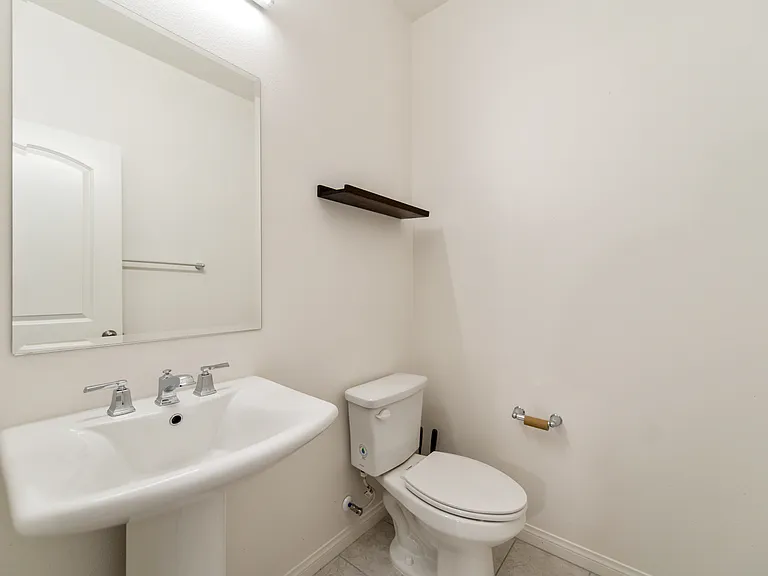 7843 Paxton Pl — Photo 6