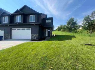 1301 Legend Dr, Tiffin, IA 52340