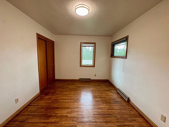 5th image of 1706 Irvine Ave NW