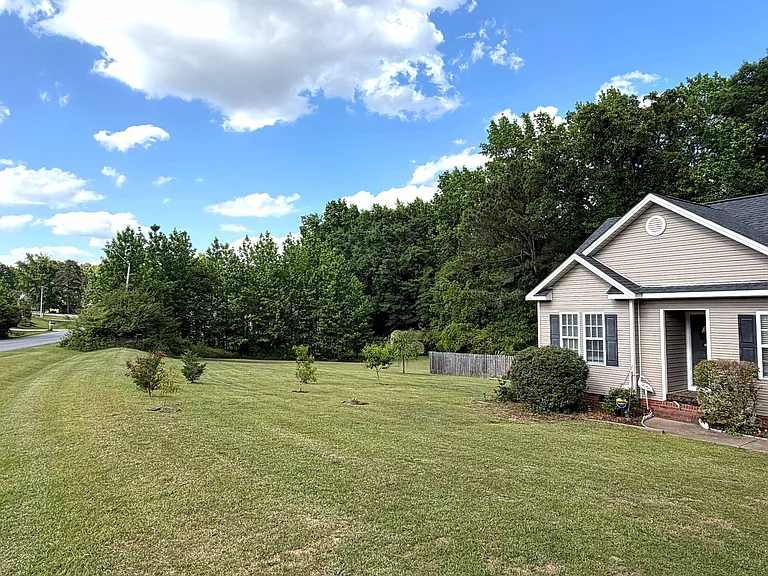 245 Jarrett Bay Ln — Photo 19