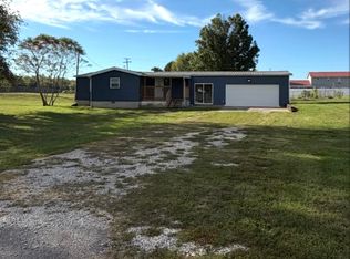 412 6th Ave, Worthington, KY 41183