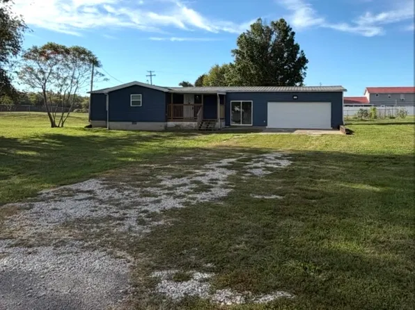 412 6th Ave, Worthington, KY 41183