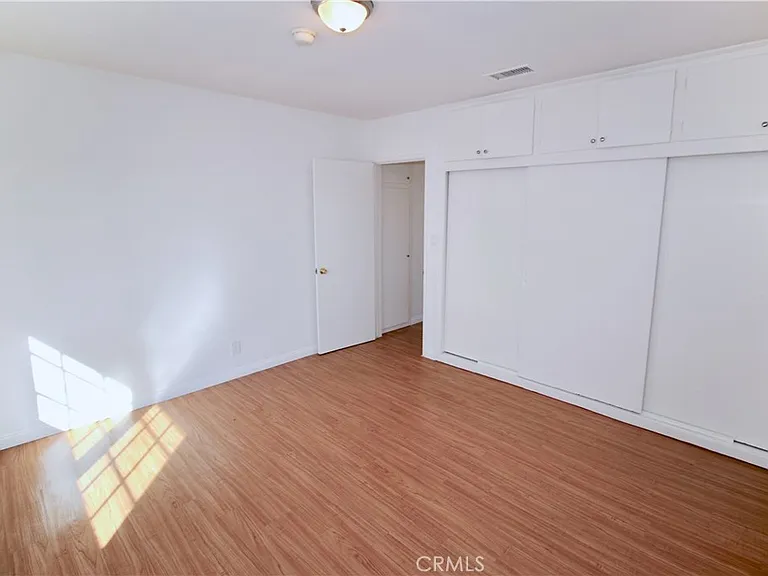 6951 Simpson Ave #12 — Photo 10