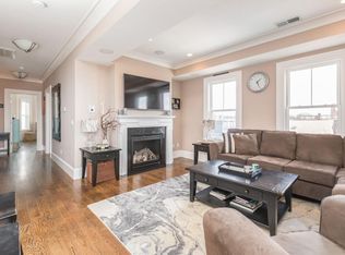 449 E 8th St #3, Boston, MA 02127