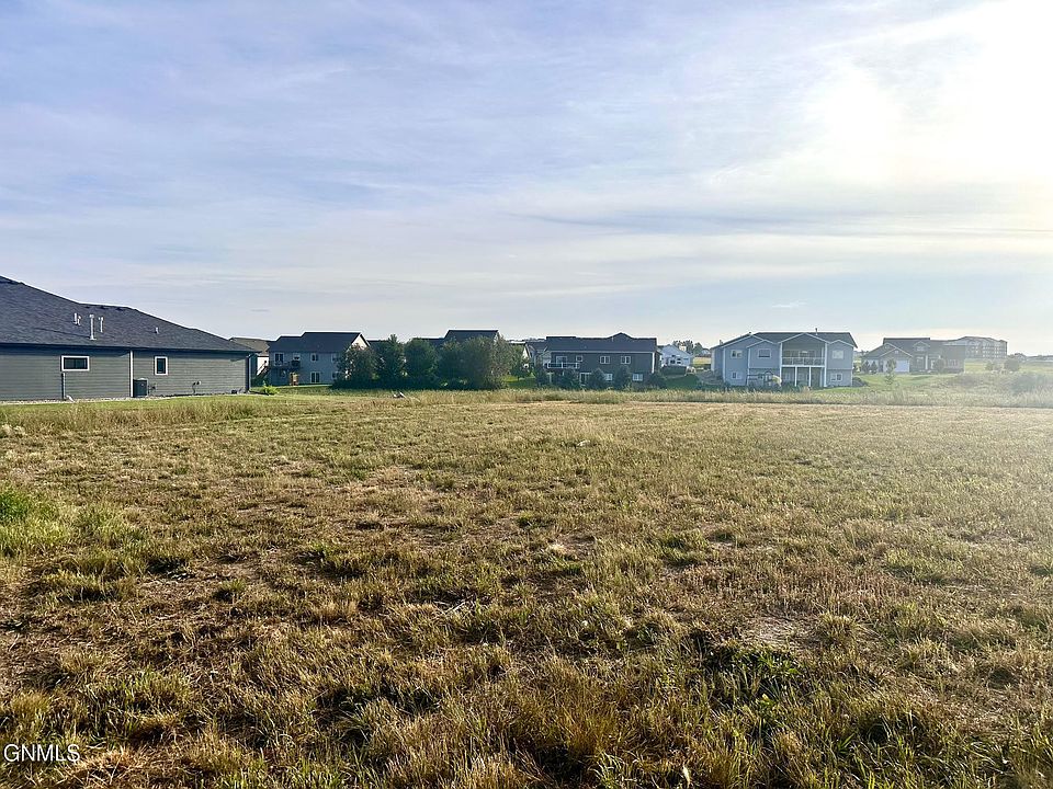 2nd image of 304 Flint Dr