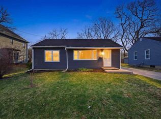 654 S Lucas St, Iowa City, IA 52240