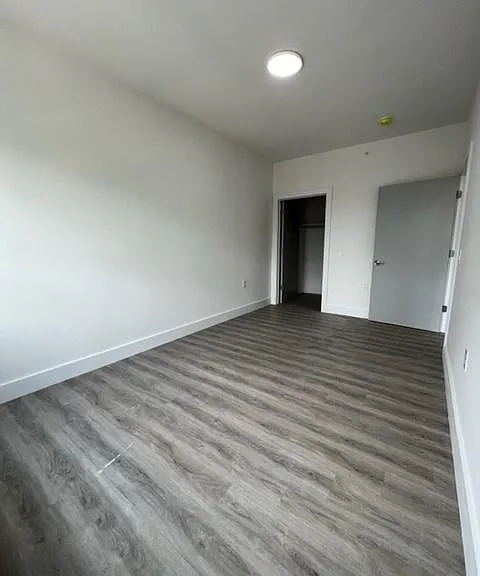1127 Stuyvesant Ave #205 — Photo 11