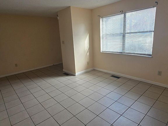 4th image of 113 High Point Ln