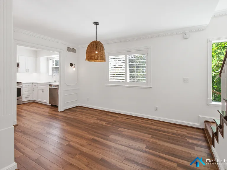4139 Cahuenga Blvd #102 — Photo 7