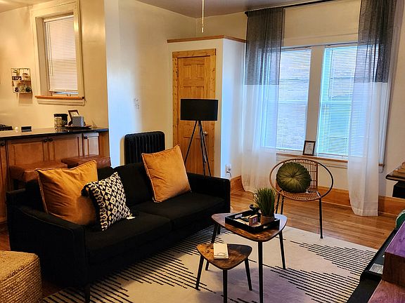 3rd image of 2681 Euclid Heights Blvd #3