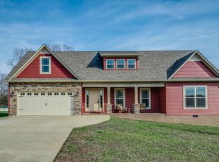 7828 Platinum Cir, Baxter, TN 38544