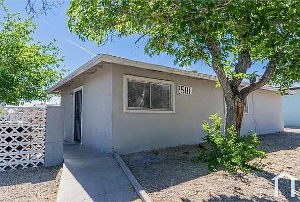 2508 E Mesquite Ave #1 — Photo 13