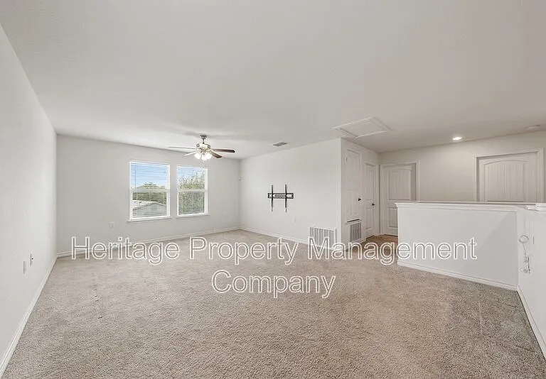 7347 Bluebonnet Bay — Photo 26