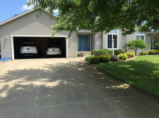2198 S Clover Ln, Warsaw, IN