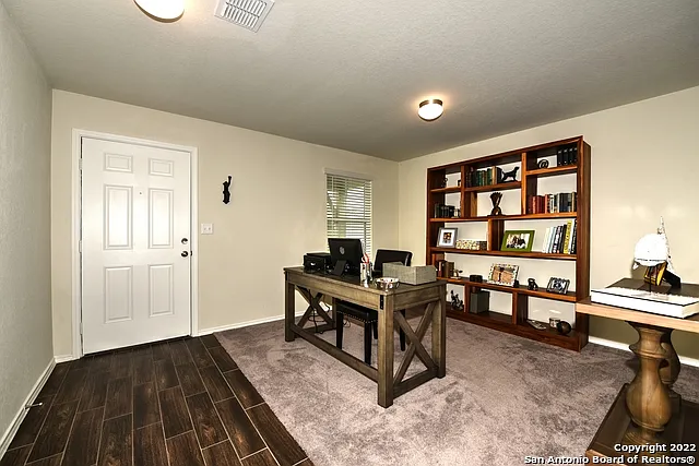 7807 Cottonwood Rdg — Photo 11