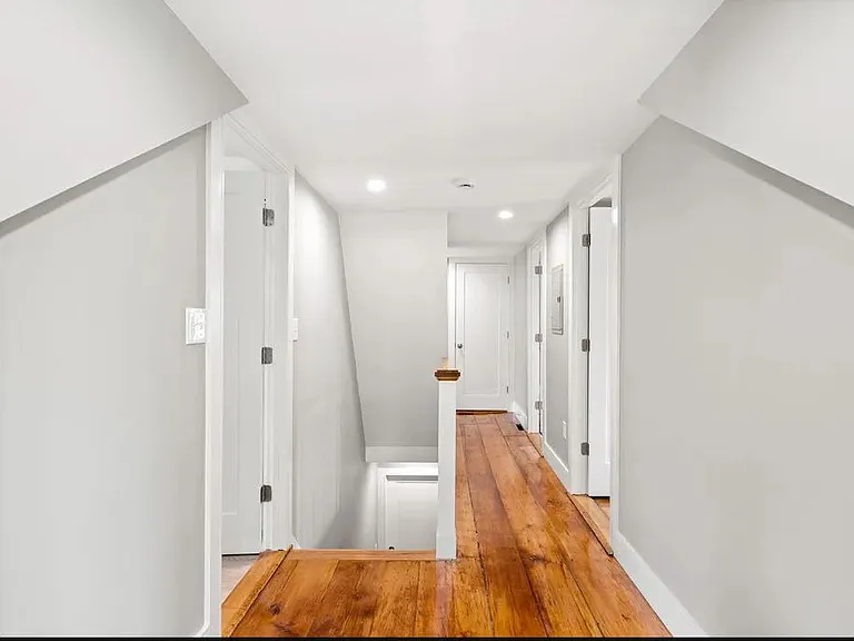 54 Main St #201 — Photo 14
