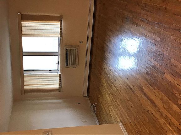 5th image of 2629 E 23rd St #2L