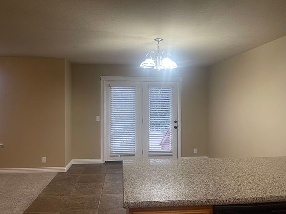 3rd image of 316 E Old Granite Cv