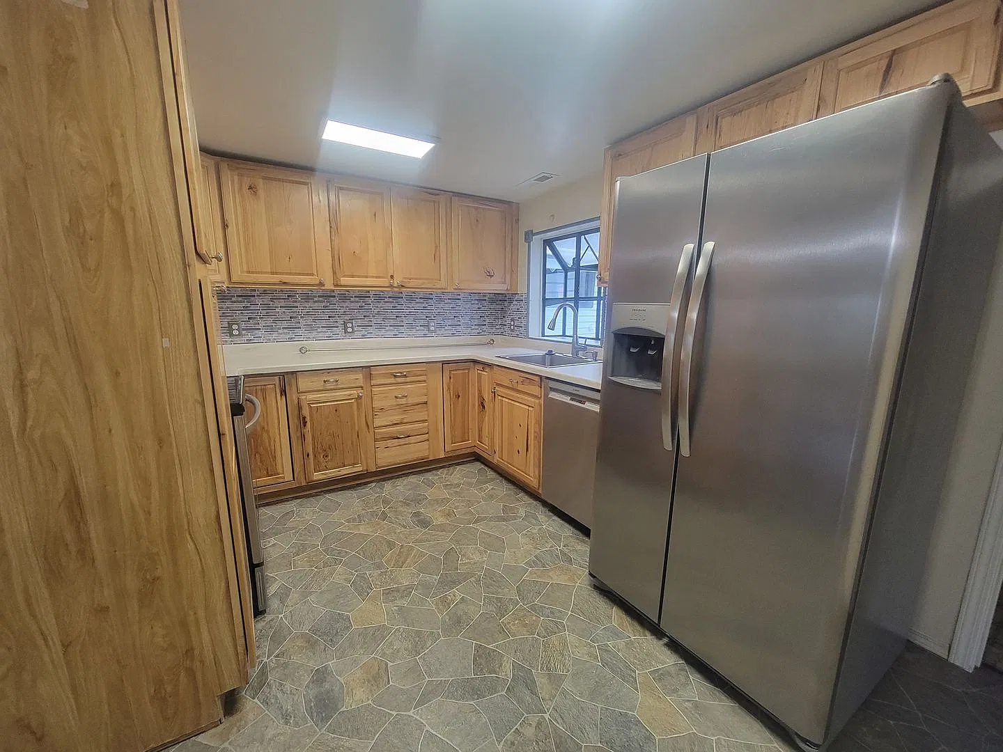 **Move-In Special** Charming 4BR/2BA Home w/ New Paint & LVP Flooring! — Photo 3