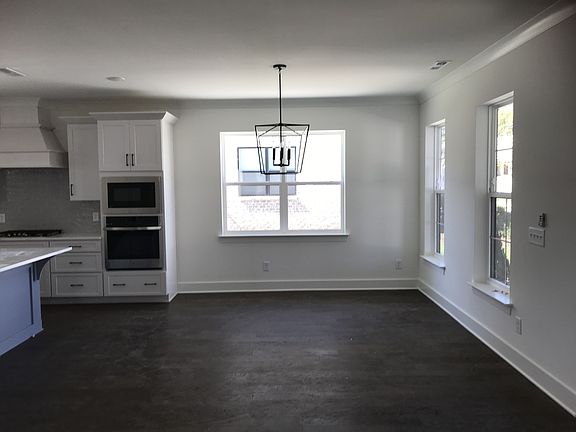 5th image of 3217 Knotts Dr Lot 2040
