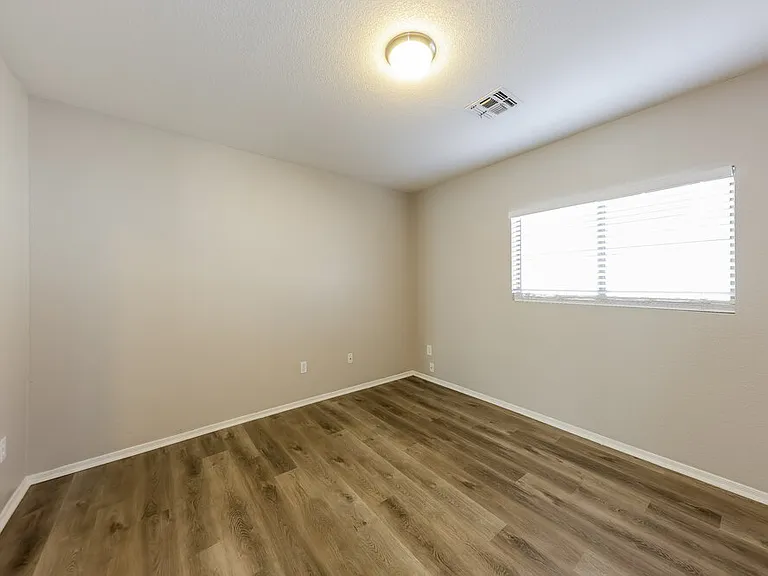 3108 W Lucia Dr — Photo 9
