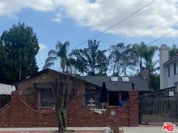 5512 Aura Ave, Tarzana, CA 91356