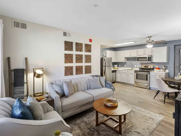 Destinations Pebble 55+ Apartment Homes