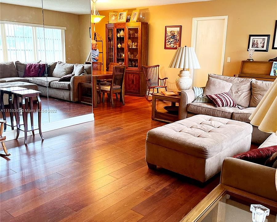Main living area & Dining view