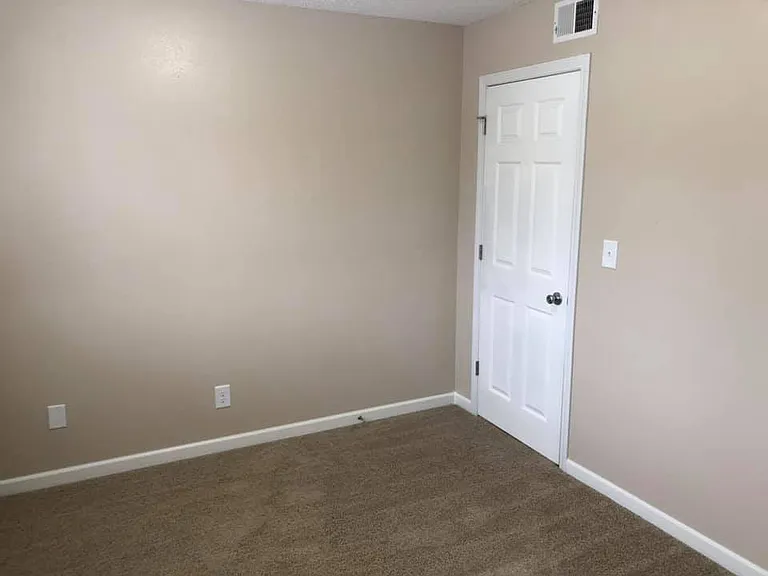 411 Packwaukee St — Photo 10