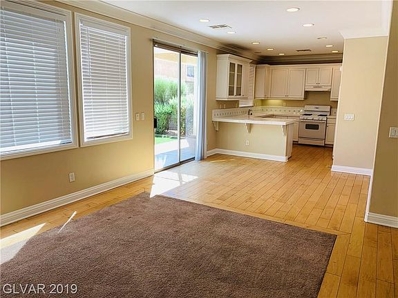 3rd image of 1841 Barrel Oak Ave #0