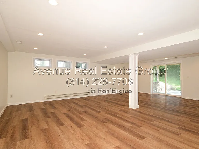 2268 Kittridge Ct — Photo 12