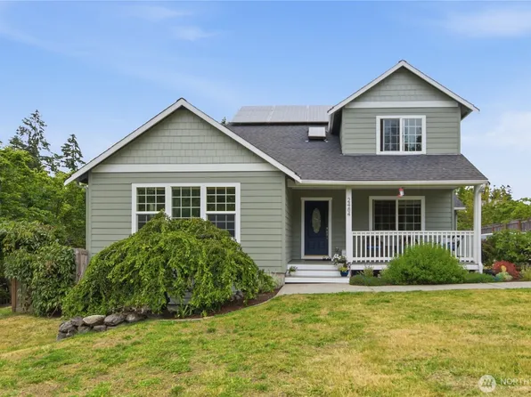 2484 Soundview Drive NE, Bainbridge Island, WA 98110