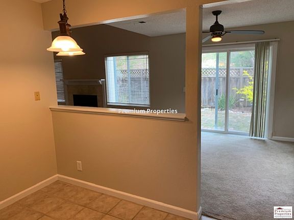 5th image of 4867 Starflower Dr