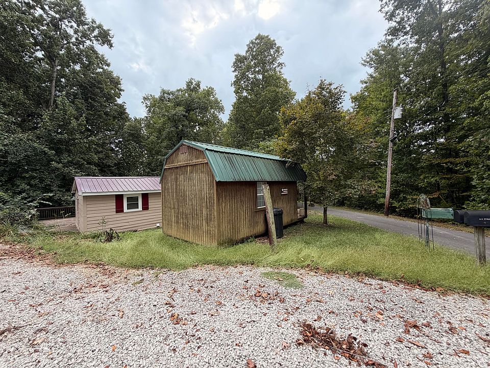 4th image of 356 Timber Rd