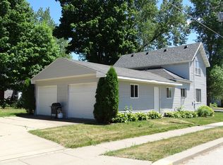 204 E Center St, Readstown, WI 54652