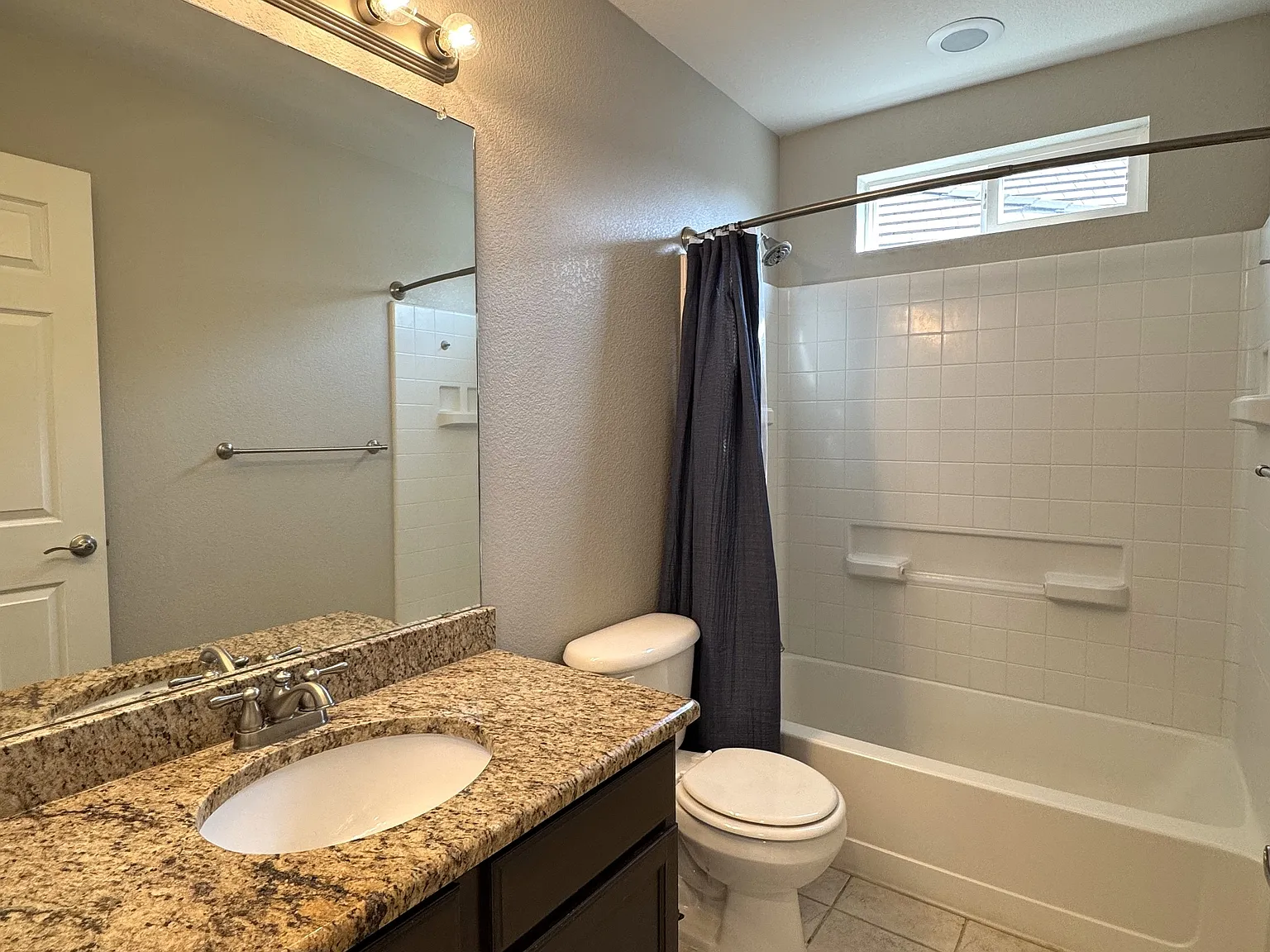 2390 Broadleaf Loop - 1 — Photo 3