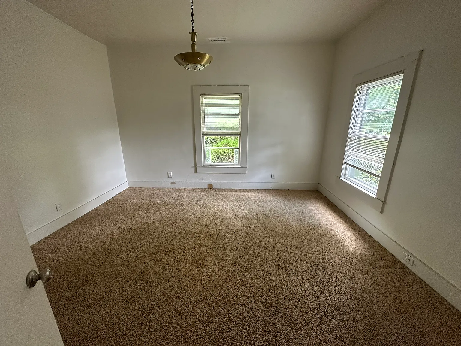 2 bed, 1272 sqft, $800 — Photo 3