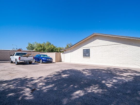 3rd image of 4519 E Contessa St