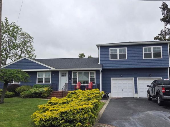 (undisclosed Address)